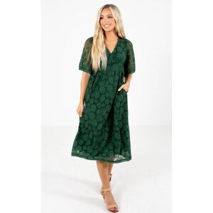BELLA ELLA BOUTIQUE Lacy Green Sz Large Lined Empire Waist Midi Dress Pockets
